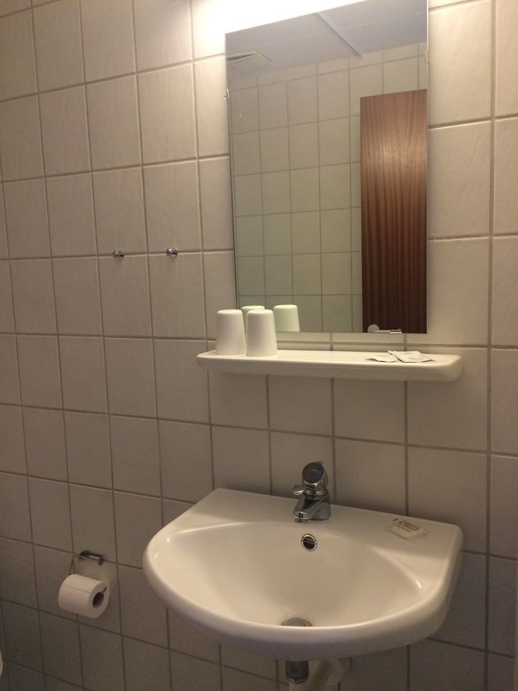 Hotel Inger Хульсиг Экстерьер фото